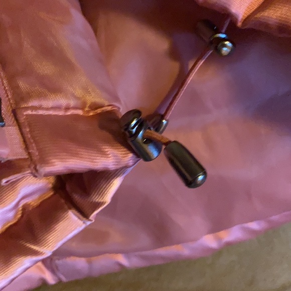 GUESS PINK PUFFER - Picture 7 of 9